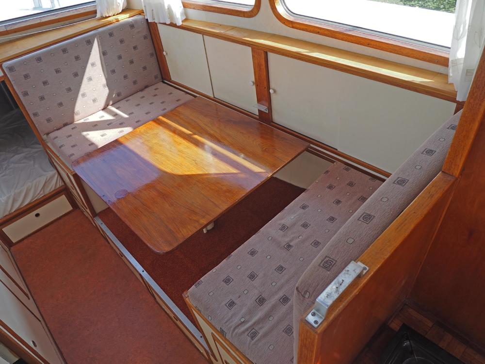 Vorschiff, Innenausstattung